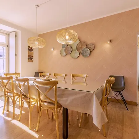 Apartment Localtraveling Chiado Trindade