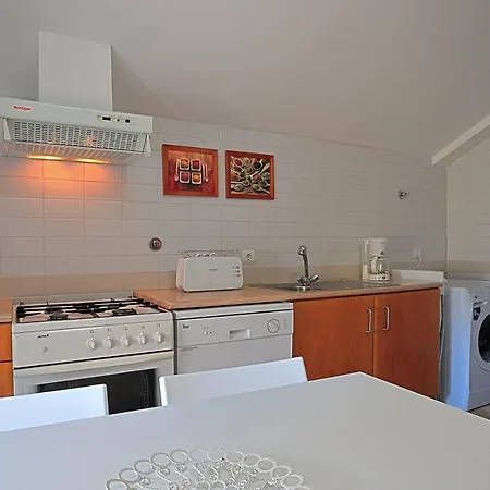 Localtraveling Chiado Trindade * 리스본