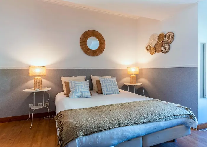 Localtraveling Chiado Trindade