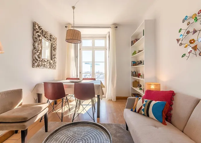 Localtraveling Chiado Trindade Apartment Lisbon