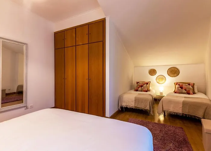 Localtraveling Chiado Trindade 아파트